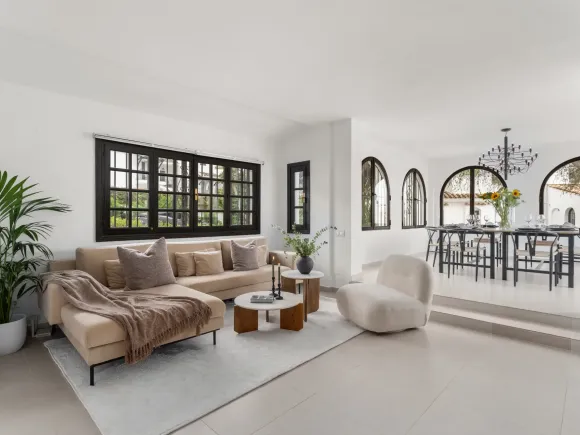 Renovated Scandinavian Apartment in Aldea Blanca