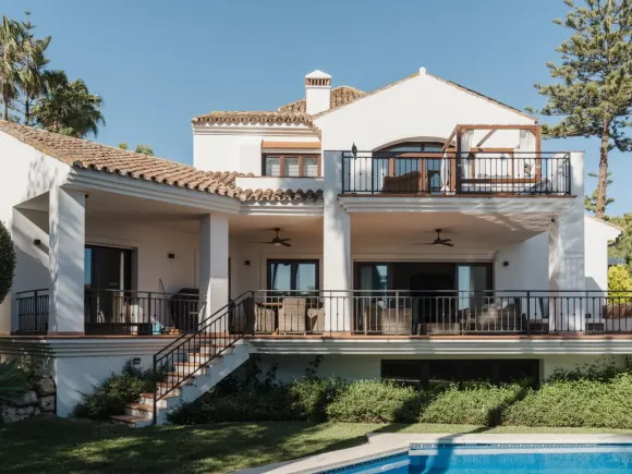 Villa Ariza – Traditional Andalusian Villa with Sea Views in El Rosario