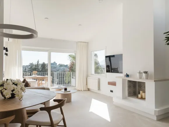 Casa Limones – Renovated Townhouse with Golf & Sea Views