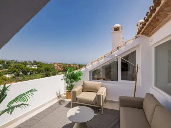 Penthouse in Las Lolas, Nueva Andalucía